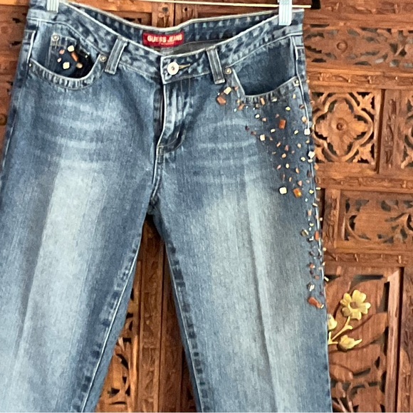 Guess Size 31 Ladies Straight Leg, Medium Wash, Faded, Embellished Jeans - Picture 12 of 16